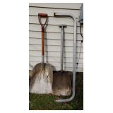 Aluminum Scoops and Aluminum Bar