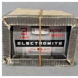 Like New Vintage In Box Battery Charger