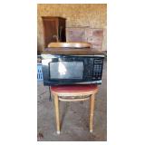 Working Compact Microwave