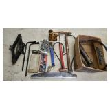 Motorcycle Chain, Flatbar, Grease Gun, Jack