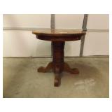 OAK TABLE