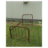 ANTIQUE TWIN METAL BED FRAME