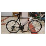 Schwinn Varsity 1200 Mountain Bike