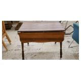 Very Nice Antique Double Drop Leaf Pine Table