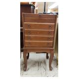 Beautiful Vintage Queen Anne Jewelry Stand