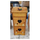 Custom Crafted Tater & Onion Bin, Very Good