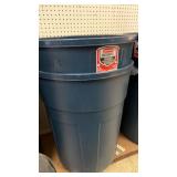 2- Rubbermaid Roughneck trash containers w/ lids
