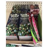 Tree nanny and ornaments