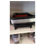 Paint trays and tray liners