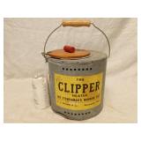 The Clipper Heated Minnow Pail - E.L. Walstedt &