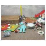 Wood crate & holiday decor