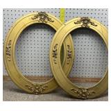 Pair matching vintage oval picture frames frames