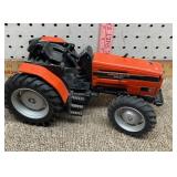 1;16 AGCO-ALLIS 8630 Toy tractor