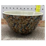 vintage Red Wing spongeware paneled mixing bowl