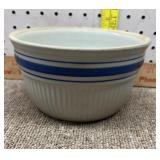 Vintage Ribbed Stoneware Mixing Bowl Featuring