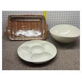 Red Wing hors dï¿½oeuvre tray & chip bowl w/Pyrex