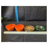 (4) Ashtrays