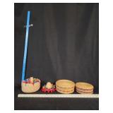Nesting Wicker Containers & Mini Sombraro