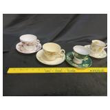 (4) VTG Teacups & Saucer Plates