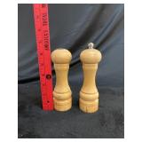 VTG Blonde Wood Salt & Pepper Shakers