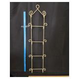 38'x10' Wall Hanging Plate Display Rack