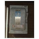 I-T-E Heavy Duty Vacu-Break Safety Switch