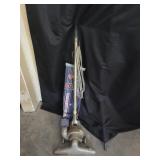 VTG Royal Commercial Metal Upright Vacuum