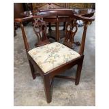 HICKORY CHAIR SOLID MAHOGANY CHIPPENDALE CORNER