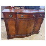 DREXEL MAHOGANY SMALL BUFFET
