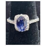 18K WHITE GOLD, BLUE SAPPHIRE AND DIAMOND RING
