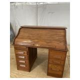 OAK F-ROLL TOP DESK