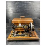 ANTIQUE JONES FAMILY CS HAND CRANK SEWING MACHINE
