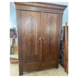 WALNUT VICTORIAN LARGE 2 DOOR WARDROBE