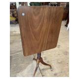 SOLID MAHOGANY 19TH CENTURY TILT TOP TABLE