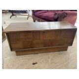 OAK MIDCENTURY CEDAR CHEST BY LANE