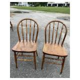 PR OF ANTIQUE WINDSOR CHAIRS