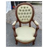 WALNUT VICTORAN TUFTED ARM CHAIR
