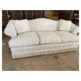 EXTRA CLEAN SOFA WITH FRINGE ON BOTTOM
