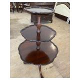 MAHOGANY 3 TIER TABLE