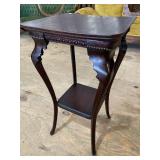 MAHOGANY SQUARE CENTER TABLE