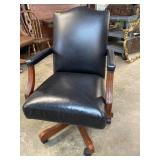 HIGH QUALITY LEATHER OFFICE CHAIR
