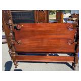 MAHOGANY PINEAPPLE FULL SIZE POSTER BED