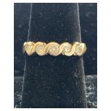 10K 5 DIAMOND RING