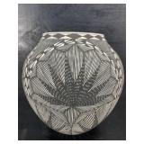 NATIVE AMERICAN ACOMA POTTERY VASE HAND PAINTED