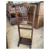 MAHOGANY BUTLER STAND