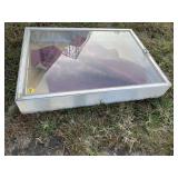 METAL TABLE TOP SHOWCASE
