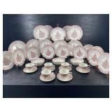 QUEENS MYOTT FACTORY SEASONS GREETINGS CHINA 41