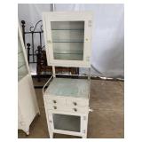 METAL STEP BACK DOCTORS CABINET