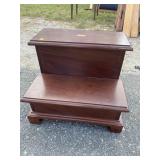 MAHOGANY LIFT TOP INLAID BED STEP