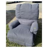 MODERN RECLINER